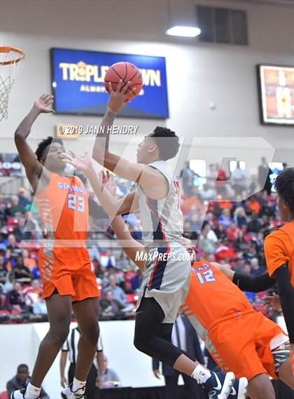 Thumbnail 2 in Bishop Gorman vs. Findlay Prep (Big City Showdown) photogallery.
