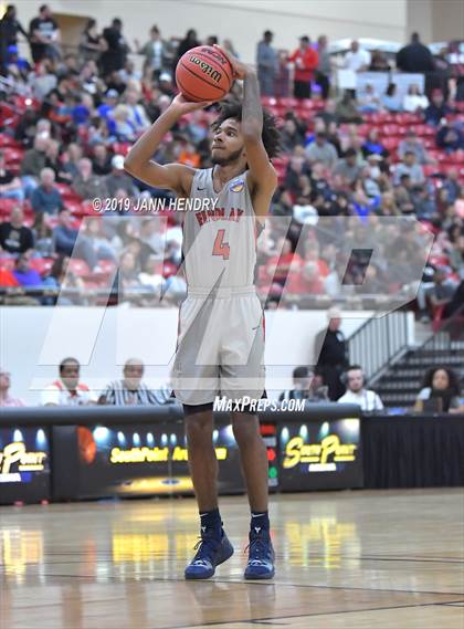 Thumbnail 2 in Bishop Gorman vs. Findlay Prep (Big City Showdown) photogallery.