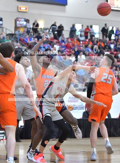 Thumbnail 2 in Bishop Gorman vs. Findlay Prep (Big City Showdown) photogallery.