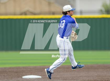 Thumbnail 3 in Midlothian vs Royce City Game 3 (UIL 5A Area Playoff) photogallery.