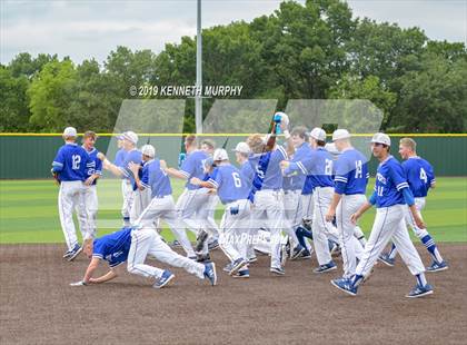 Thumbnail 2 in Midlothian vs Royce City Game 3 (UIL 5A Area Playoff) photogallery.