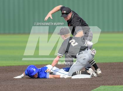Thumbnail 1 in Midlothian vs Royce City Game 3 (UIL 5A Area Playoff) photogallery.