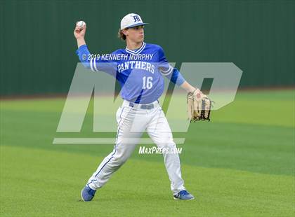 Thumbnail 2 in Midlothian vs Royce City Game 3 (UIL 5A Area Playoff) photogallery.