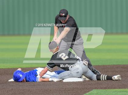 Thumbnail 3 in Midlothian vs Royce City Game 3 (UIL 5A Area Playoff) photogallery.