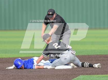 Thumbnail 2 in Midlothian vs Royce City Game 3 (UIL 5A Area Playoff) photogallery.