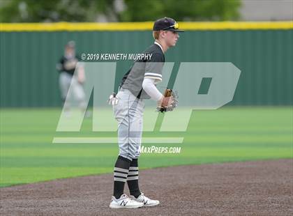 Thumbnail 2 in Midlothian vs Royce City Game 3 (UIL 5A Area Playoff) photogallery.