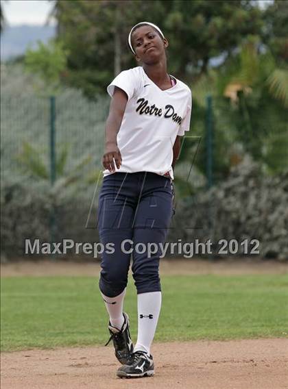 Thumbnail 2 in Harvard-Westlake @ Notre Dame photogallery.