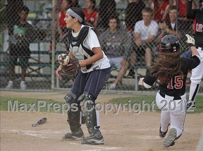 Thumbnail 1 in Harvard-Westlake @ Notre Dame photogallery.