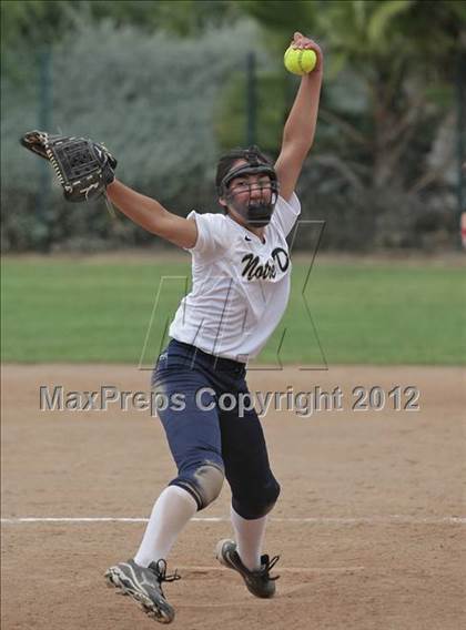 Thumbnail 2 in Harvard-Westlake @ Notre Dame photogallery.