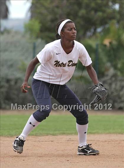 Thumbnail 2 in Harvard-Westlake @ Notre Dame photogallery.