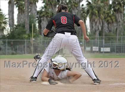 Thumbnail 2 in Harvard-Westlake @ Notre Dame photogallery.