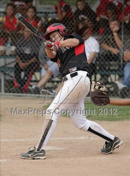 Thumbnail 3 in Harvard-Westlake @ Notre Dame photogallery.