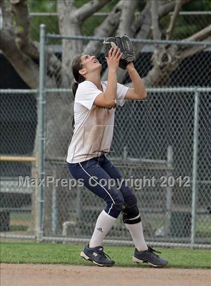 Thumbnail 2 in Harvard-Westlake @ Notre Dame photogallery.