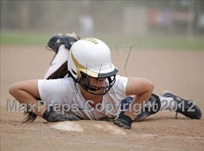 Thumbnail 1 in Harvard-Westlake @ Notre Dame photogallery.