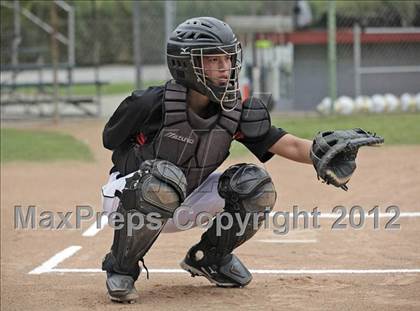 Thumbnail 3 in Harvard-Westlake @ Notre Dame photogallery.