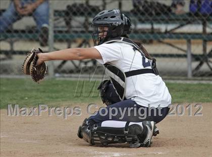 Thumbnail 3 in Harvard-Westlake @ Notre Dame photogallery.