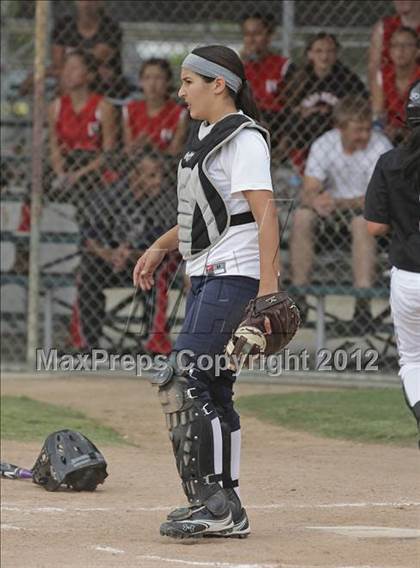 Thumbnail 2 in Harvard-Westlake @ Notre Dame photogallery.