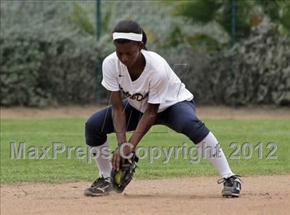 Thumbnail 3 in Harvard-Westlake @ Notre Dame photogallery.