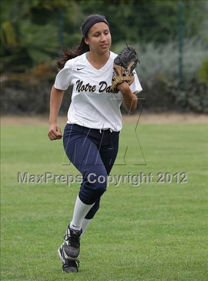 Thumbnail 1 in Harvard-Westlake @ Notre Dame photogallery.