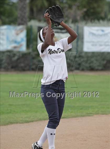 Thumbnail 1 in Harvard-Westlake @ Notre Dame photogallery.