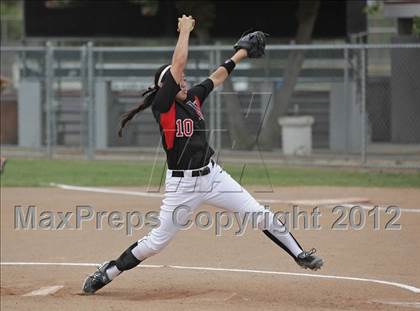 Thumbnail 1 in Harvard-Westlake @ Notre Dame photogallery.