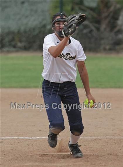 Thumbnail 1 in Harvard-Westlake @ Notre Dame photogallery.