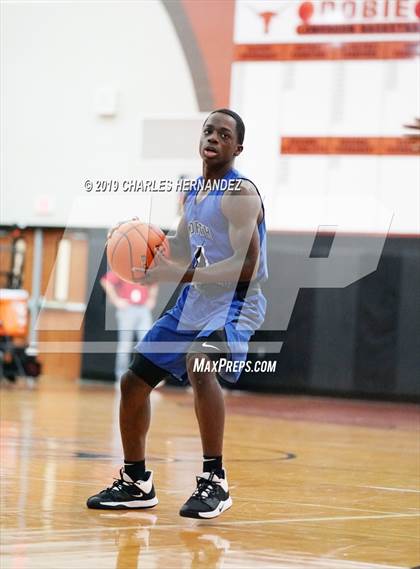 Thumbnail 3 in North Crowley vs. Dobie (McDonald's Texas Invitational) photogallery.