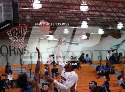 Thumbnail 2 in North Crowley vs. Dobie (McDonald's Texas Invitational) photogallery.