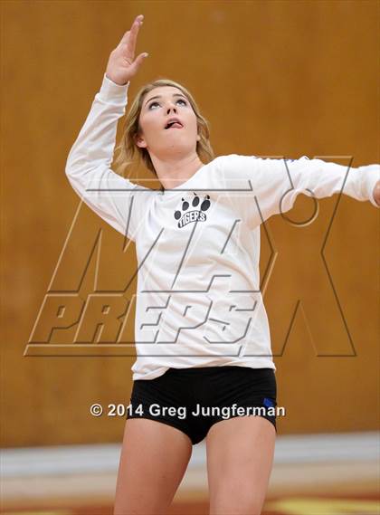 Thumbnail 1 in Analy @ Cardinal Newman photogallery.