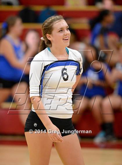 Thumbnail 3 in Analy @ Cardinal Newman photogallery.