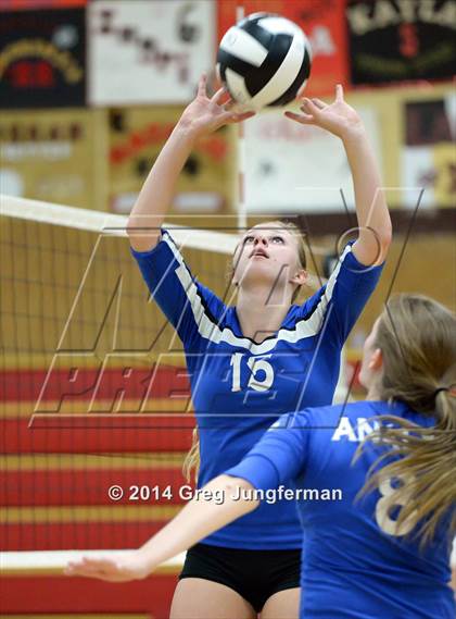Thumbnail 2 in Analy @ Cardinal Newman photogallery.