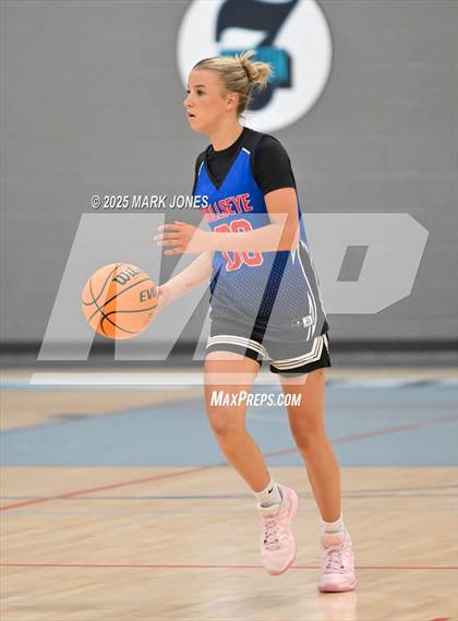 Thumbnail 3 in Mountain View vs. Shadow Hills (Section 7) photogallery.