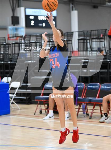 Thumbnail 3 in Mountain View vs. Shadow Hills (Section 7) photogallery.