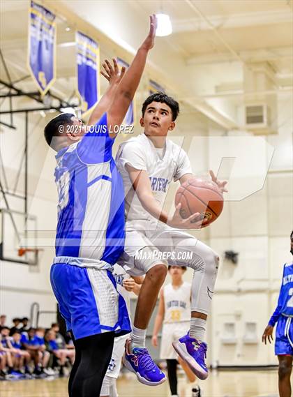 Thumbnail 1 in Alta Loma @ Charter Oak photogallery.