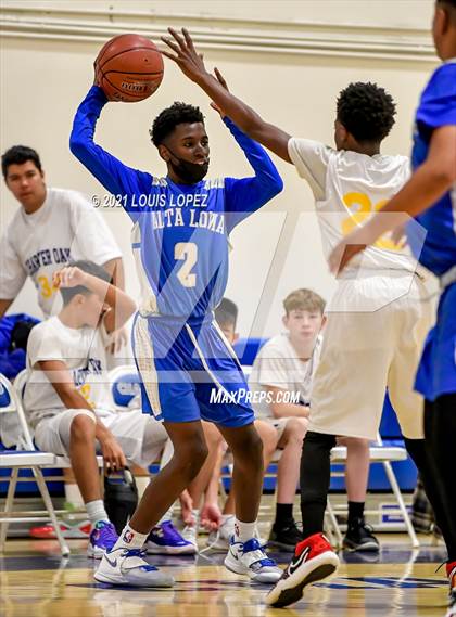 Thumbnail 3 in Alta Loma @ Charter Oak photogallery.