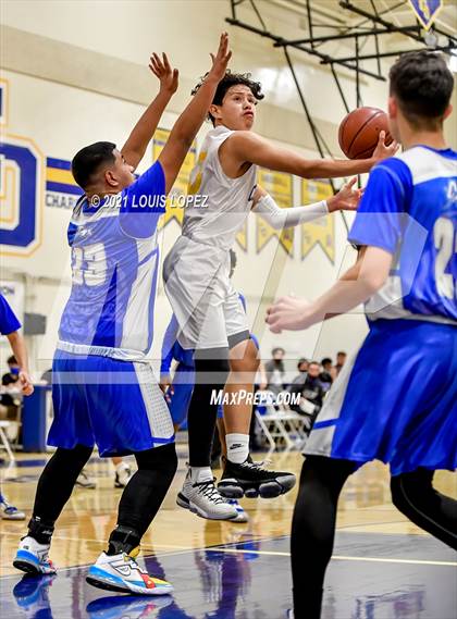 Thumbnail 2 in Alta Loma @ Charter Oak photogallery.