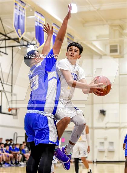 Thumbnail 3 in Alta Loma @ Charter Oak photogallery.