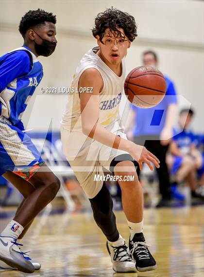 Thumbnail 1 in Alta Loma @ Charter Oak photogallery.