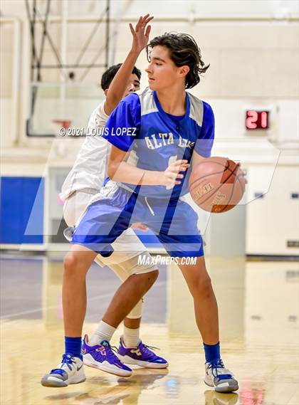 Thumbnail 2 in Alta Loma @ Charter Oak photogallery.