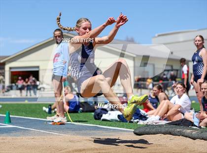 Thumbnail 3 in Patriot League Championship photogallery.