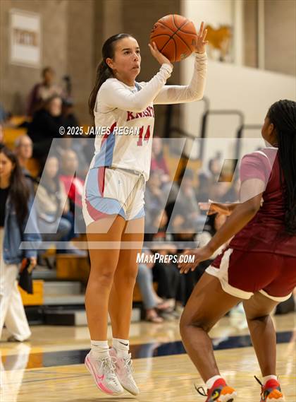 Thumbnail 2 in Hillsdale vs Sacred Heart Prep (Steve Geramoni Invitational) photogallery.