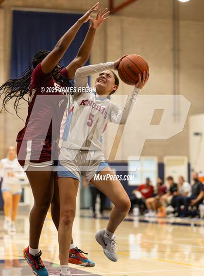 Thumbnail 1 in Hillsdale vs Sacred Heart Prep (Steve Geramoni Invitational) photogallery.