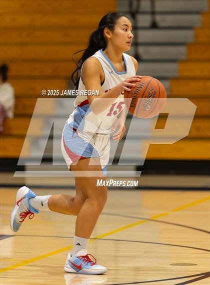 Thumbnail 2 in Hillsdale vs Sacred Heart Prep (Steve Geramoni Invitational) photogallery.