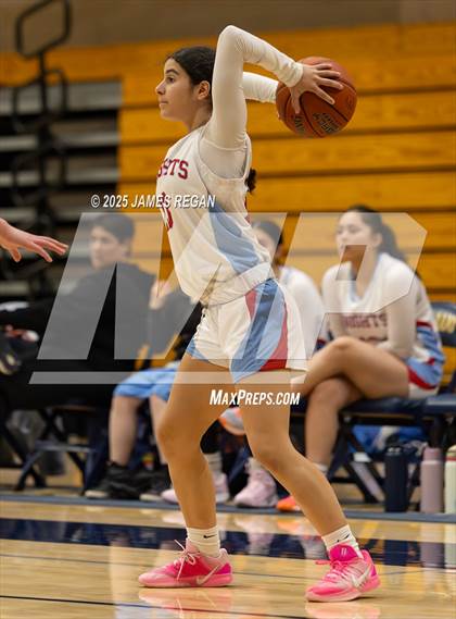 Thumbnail 1 in Hillsdale vs Sacred Heart Prep (Steve Geramoni Invitational) photogallery.