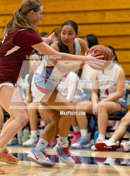 Thumbnail 2 in Hillsdale vs Sacred Heart Prep (Steve Geramoni Invitational) photogallery.