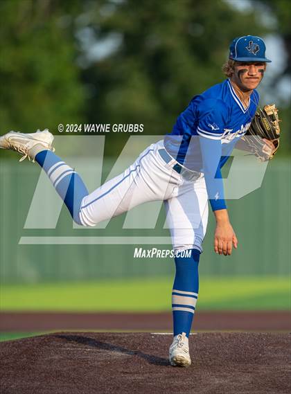 Thumbnail 2 in Frankston @ Harleton (UIL 2A Region III Quarterfinal) photogallery.