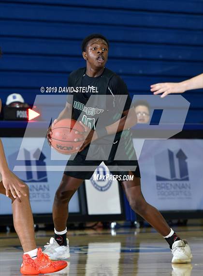 Thumbnail 2 in Rodriguez vs. Christian Brothers (Les Curry Invitational) photogallery.