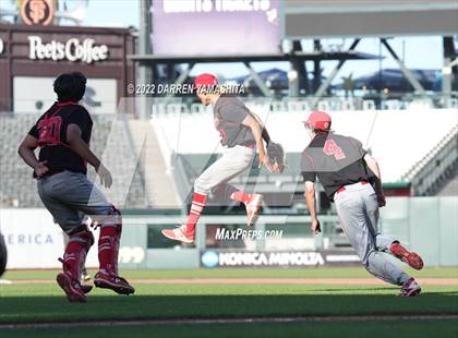 Thumbnail 2 in Washington @ Lowell (CIF AAA/SF Section Final) photogallery.