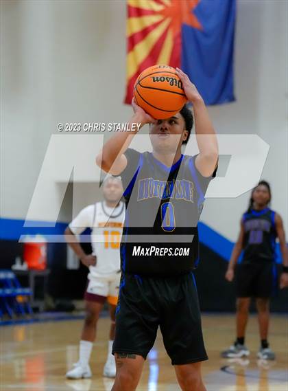 Thumbnail 3 in Tolleson vs. Sierra Vista (Panther Hoops Classic) photogallery.