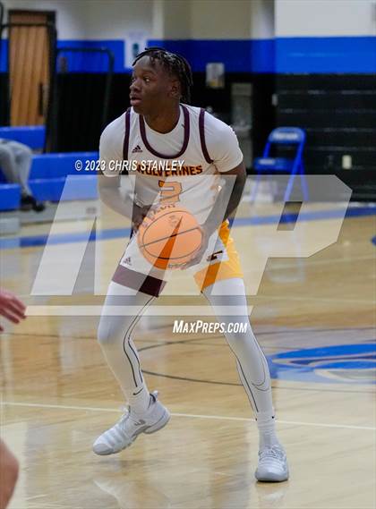Thumbnail 1 in Tolleson vs. Sierra Vista (Panther Hoops Classic) photogallery.